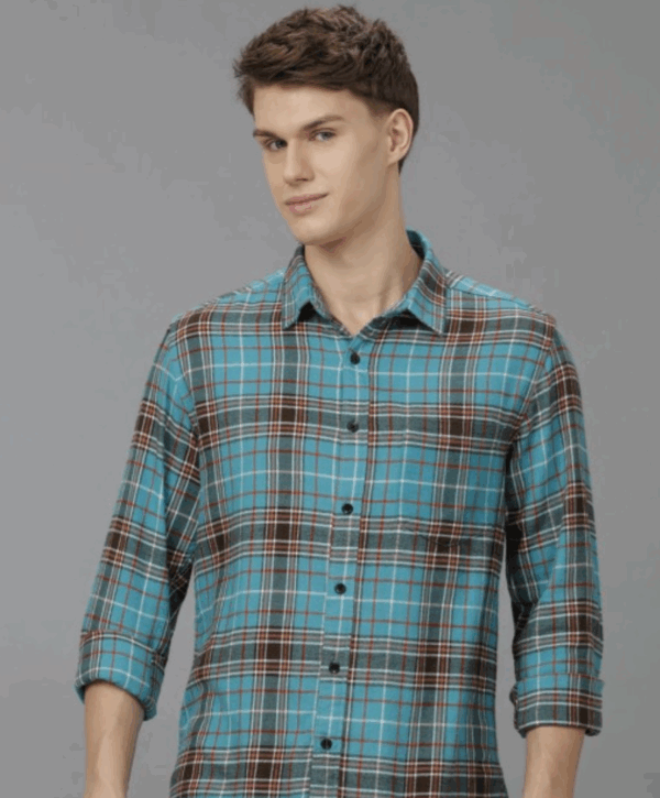 Men Classic Spread Collar Tartan Checked Cotton Slim Fit Casual Shirt - Image 2